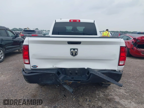 2023 Ram 1500 Tradesman z VIN 1C6RR6FG9PS527089, wystawiony jako IAAI lot #42261047 z przebiegiem 20 684 mil mil oraz . Historia ofert i sprzedaży dostępna na DreamBid. Obrazek 16.