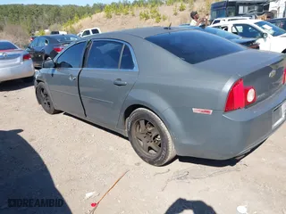 2009 Chevrolet Malibu LS w/1FL with VIN 1G1ZG57B49F153703, listed as a IAAI auction lot 41769232 with 195,370 mi miles. Bid and sale history available at carsss.com. Image 3.