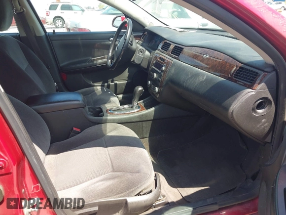 2014 Chevrolet Impala LT with VIN 2G1WB5E33E1174556, listed as a IAAI auction lot 42086806 with 189,195 mi miles and . Bid and sale history available at DreamBid. Image 5.