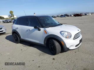 2013 MINI Countryman with VIN WMWZB3C56DWR35839, listed as a Copart auction lot 54089005 with 153,949 mi miles and Clean title. Bid and sale history available at DreamBid. Image 4.