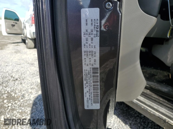 2018 Dodge Grand Caravan SXT z VIN 2C4RDGCG1JR216380, wystawiony jako Copart lot #53644485 z przebiegiem 104 600 mil mil oraz Szkoda całkowita • Salvage title. Historia ofert i sprzedaży dostępna na DreamBid. Obrazek 13.