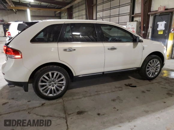 2013 Lincoln MKX with VIN 2LMDJ6JK1DBL06002, listed as a Copart auction lot 49215835 with 196,888 mi miles and Salvage Title. Bid and sale history available at carsss.com. Image 3.