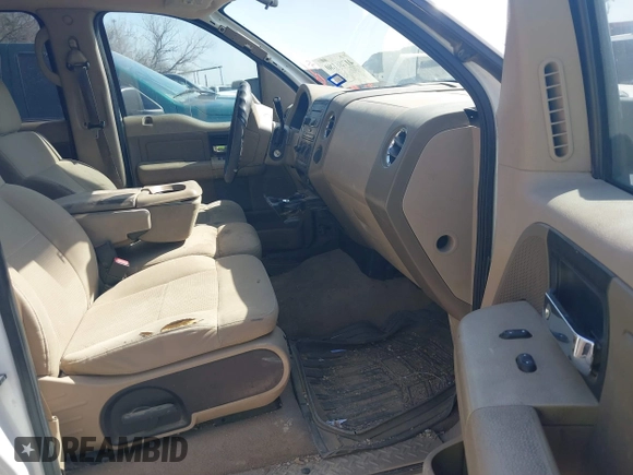 2008 Ford F-150 XL with VIN 1FTRW12W68FB28653, listed as a IAAI auction lot 41786180 with 265,640 mi miles. Bid and sale history available at carsss.com. Image 5.