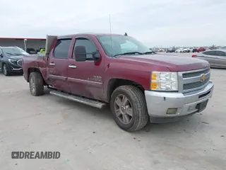 2013 Chevrolet Silverado 1500 LT with VIN 3GCPCSE00DG134583, listed as a IAAI auction lot 41257968 with 231,277 mi miles. Bid and sale history available at carsss.com. Image 1.