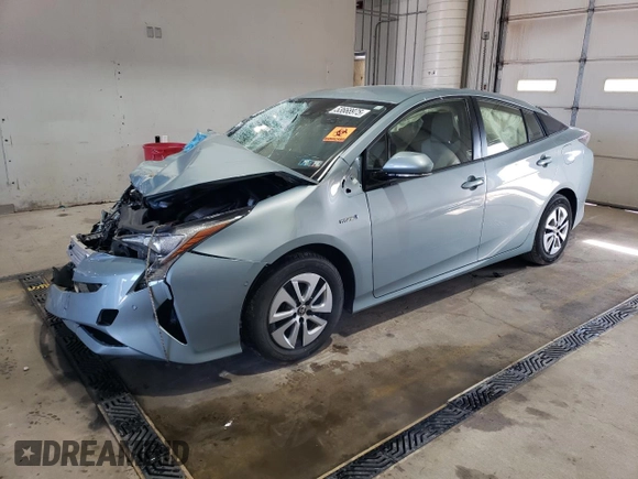 2017 Toyota Prius Two with VIN JTDKBRFU5H3577666, listed as a Copart auction lot 53668975 with 60,752 mi miles and Salvage Title. Bid and sale history available at DreamBid. Image 1.