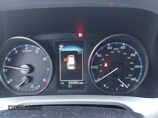 2017 Toyota RAV4 LE z VIN JTMZFREV4HJ112174, wystawiony jako IAAI lot #40311487 z przebiegiem 94 082 mil mil oraz . Historia ofert i sprzedaży dostępna na DreamBid. Obrazek 7.