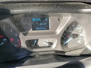 2018 Ford Transit Passenger XL with VIN 1FBZX2YM5JKB06041, listed as a Copart auction lot 76293114 with 186,099 mi miles and Salvage Title. Bid and sale history available at DreamBid. Image 9.