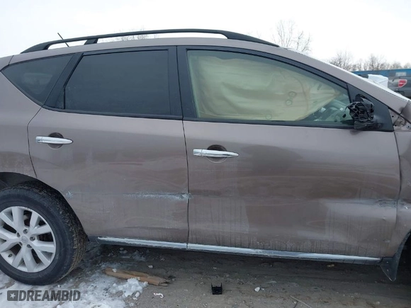 2013 Nissan Murano SL with VIN JN8AZ1MW8DW300214, listed as a IAAI auction lot 41403116 with 201,850 mi miles. Bid and sale history available at carsss.com. Image 13.