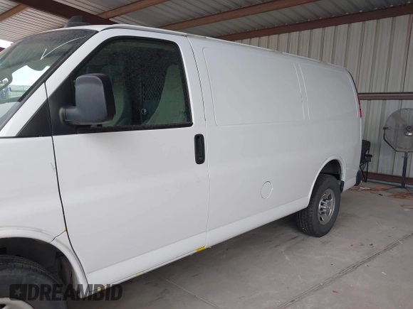 2021 Chevrolet Express Cargo with VIN 1GCWGAFP1M1234342, listed as a IAAI auction lot 42112125 with 118,410 mi miles and . Bid and sale history available at DreamBid. Image 14.