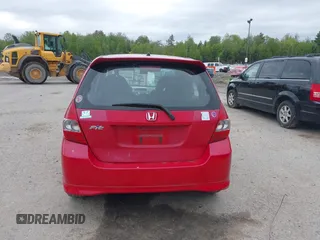2008 Honda Fit Sport z VIN JHMGD38658S020529, wystawiony jako IAAI lot #42315310 z przebiegiem 196 146 mil mil oraz . Historia ofert i sprzedaży dostępna na DreamBid. Obrazek 15.