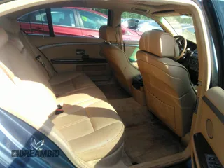2008 BMW 7 Series 750Li with VIN WBAHN83568DT86869, listed as a IAAI auction lot 38915608 with 190,980 mi miles and . Bid and sale history available at carsss.com. Image 8.