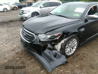 2019 Ford Taurus Limited с VIN 1FAHP2F85KG106645, выставлен на аукционе IAAI как лот 42334311 с пробегом 83 406 миль миль и . История ставок и продаж доступна на DreamBid. Изображение 6.