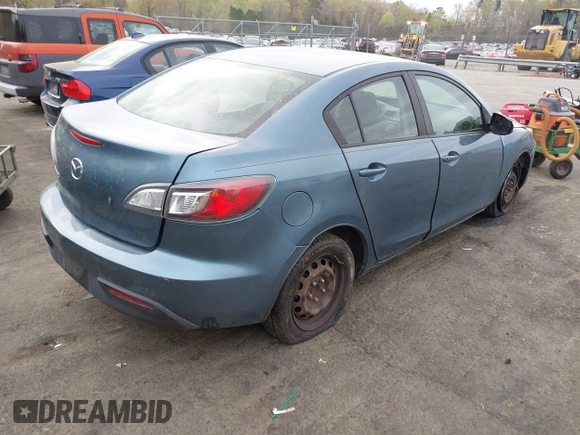 2011 Mazda 3 i Sport with VIN JM1BL1UG6B1438502, listed as a IAAI auction lot 41950959 with 131,856 mi miles and . Bid and sale history available at DreamBid. Image 4.