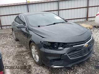 2018 Chevrolet Malibu LT z VIN 1G1ZD5ST2JF135911, wystawiony jako IAAI lot #41510474 z przebiegiem 115 046 mil mil oraz . Historia ofert i sprzedaży dostępna na DreamBid. Obrazek 1.