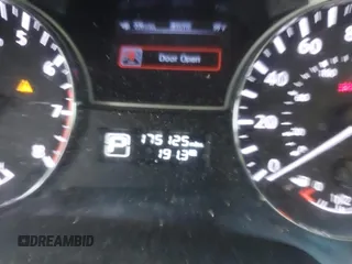 2013 Nissan Pathfinder S with VIN 5N1AR2MM1DC622044, listed as a IAAI auction lot 41878956 with 175,125 mi miles. Bid and sale history available at carsss.com. Image 7.
