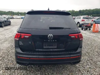2023 Volkswagen Tiguan SE R-Line Black z VIN 3VVCB7AX5PM030017, wystawiony jako Copart lot #57315575 z przebiegiem 39 577 mil mil oraz Szkoda całkowita • Salvage title. Historia ofert i sprzedaży dostępna na DreamBid. Obrazek 6.