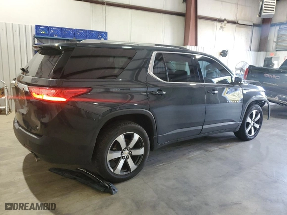 2018 Chevrolet Traverse LT Leather with VIN 1GNERHKW0JJ238056, listed as a Copart auction lot 82193744 with 145,639 mi miles and Salvage Title. Bid and sale history available at carsss.com. Image 3.