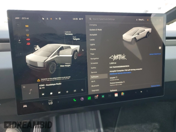 2024 Tesla Cybertruck z VIN 7G2CEHED9RA047674, wystawiony jako Copart lot #61213915 z przebiegiem 1 323 mil mil oraz Szkoda całkowita • Salvage title. Historia ofert i sprzedaży dostępna na DreamBid. Obrazek 9.