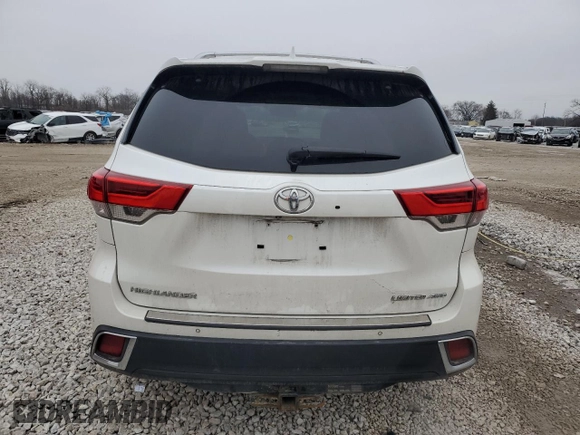2017 Toyota Highlander Limited with VIN 5TDDZRFH7HS388832, listed as a Copart auction lot 44431435 with 136,284 mi miles and Salvage title. Bid and sale history available at DreamBid. Image 6.