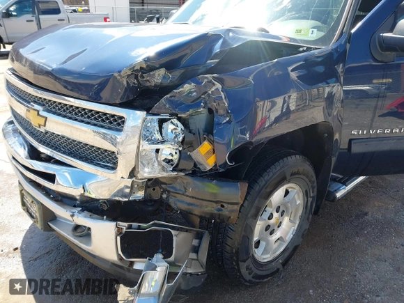 2012 Chevrolet Silverado 1500 LT with VIN 3GCPKSE77CG223467, listed as a IAAI auction lot 41867896 with 101,602 mi miles and . Bid and sale history available at DreamBid. Image 17.