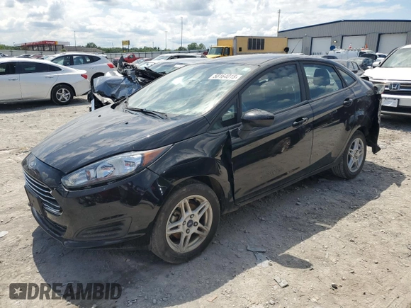 2018 Ford Fiesta SE z VIN 3FADP4BJ9JM123715, wystawiony jako Copart lot #58164015 z przebiegiem 83 768 mil mil oraz Szkoda całkowita • Salvage title. Historia ofert i sprzedaży dostępna na DreamBid. Obrazek 1.