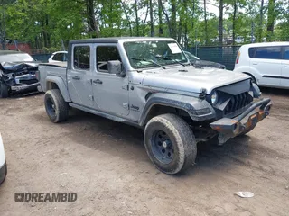 2020 Jeep Gladiator Sport S с VIN 1C6HJTAGXLL199209, выставлен на аукционе IAAI как лот 42186918 с пробегом 126 853 миль миль и . История ставок и продаж доступна на DreamBid. Изображение 1.