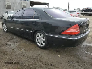 2006 Mercedes-Benz S 430 with VIN WDBNG83J26A470665, listed as a Copart auction lot 86651384 with 186,013 mi miles and Clean Title. Bid and sale history available at carsss.com. Image 2.