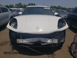 2017 Porsche Macan S with VIN WP1AB2A57HLB10136, listed as a Copart auction lot 60309345 with 90,009 mi miles and Salvage title. Bid and sale history available at DreamBid. Image 5.