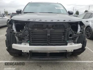 2023 Ford Explorer XLT z VIN 1FMSK7DH3PGB91471, wystawiony jako Copart lot #55952575 z przebiegiem 8 951 mil mil oraz Szkoda całkowita • Salvage title. Historia ofert i sprzedaży dostępna na DreamBid. Obrazek 5.