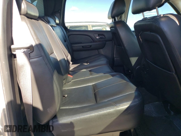 2013 Chevrolet Avalanche LT with VIN 3GNMCFE06DG374853, listed as a Copart auction lot 51301125 with 170,925 mi miles and Salvage Title. Bid and sale history available at DreamBid. Image 10.
