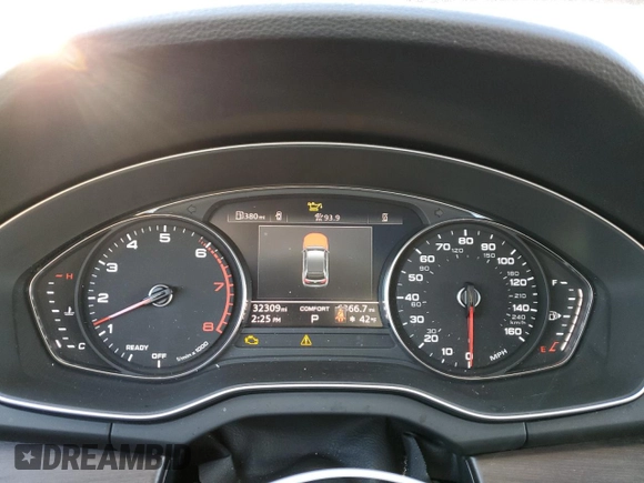 2022 Audi Q5 S line Premium with VIN WA1GAAFY8N2033347, listed as a Copart auction lot 87833315 with 32,309 mi miles and Salvage Title. Bid and sale history available at carsss.com. Image 9.