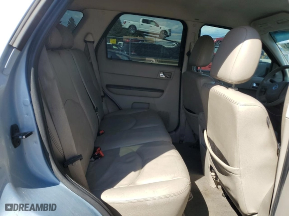 2008 Mercury Mariner with VIN 4M2CU911X8KJ17009, listed as a Copart auction lot 70262634 with 244,658 mi miles and Salvage Title. Bid and sale history available at carsss.com. Image 10.