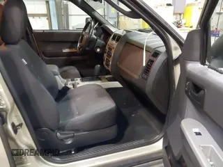 2011 Ford Escape XLT with VIN 1FMCU0D75BKB11168, listed as a IAAI auction lot 41327470 with 136,610 mi miles. Bid and sale history available at carsss.com. Image 5.