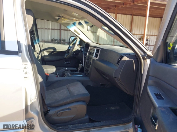 2010 Jeep Grand Cherokee Laredo with VIN 1J4PS4GK5AC156150, listed as a IAAI auction lot 41585346 with 178,237 mi miles. Bid and sale history available at carsss.com. Image 5.