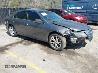 2012 Ford Fusion SE with VIN 3FAHP0HA3CR227012, listed as a IAAI auction lot 41925147 with 172,999 mi miles. Bid and sale history available at carsss.com. Image 1.