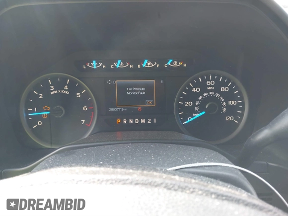 2015 Ford F-150 XL с VIN 1FTEW1CPXFKF02269, выставлен на аукционе IAAI как лот 41590185 с пробегом 285 377 миль миль и . История ставок и продаж доступна на DreamBid. Изображение 7.