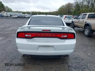 2014 Dodge Charger SXT z VIN 2C3CDXHG9EH162406, wystawiony jako IAAI lot #42159901 z przebiegiem 139 138 mil mil oraz . Historia ofert i sprzedaży dostępna na DreamBid. Obrazek 17.
