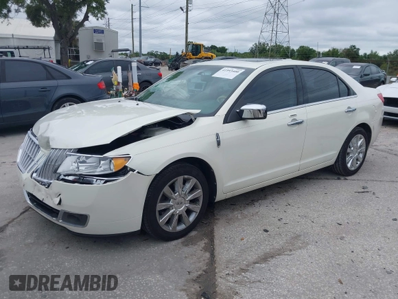 2012 Lincoln MKZ with VIN 3LNHL2GC1CR827429, listed as a IAAI auction lot 41993400 with 92,153 mi miles. Bid and sale history available at carsss.com. Image 17.