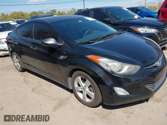 2013 Hyundai Elantra GLS z VIN 5NPDH4AE4DH440405, wystawiony jako IAAI lot #41901236 z przebiegiem 122 375 mil mil oraz . Historia ofert i sprzedaży dostępna na DreamBid. Obrazek 1.