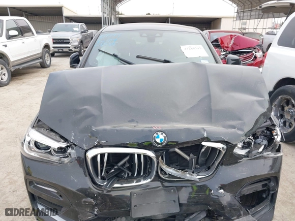2019 BMW X4 xDrive30i with VIN 5UXUJ3C58KLG55968, listed as a IAAI auction lot 41286393 with 60,785 mi miles. Bid and sale history available at carsss.com. Image 12.