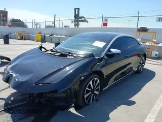 2023 Lucid Air Grand Touring z VIN 50EA1GBA0PA004565, wystawiony jako IAAI lot #41913843 z przebiegiem 25 468 mil mil oraz . Historia ofert i sprzedaży dostępna na DreamBid. Obrazek 21.