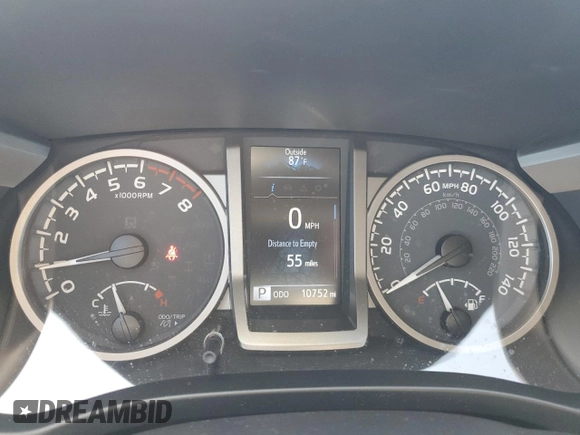 2023 Toyota Tacoma SR5 z VIN 3TYAZ5CN1PT035205, wystawiony jako Copart lot #52236045 z przebiegiem 10 752 mil mil oraz Czysty tytuł • Clean title. Historia ofert i sprzedaży dostępna na DreamBid. Obrazek 9.