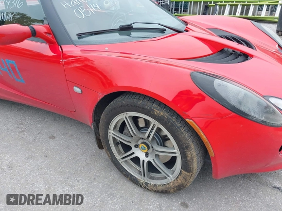 2005 Lotus Elise z VIN SCCPC11155HL31960, wystawiony jako IAAI lot #42274316 z przebiegiem 97 679 mil mil oraz . Historia ofert i sprzedaży dostępna na DreamBid. Obrazek 19.