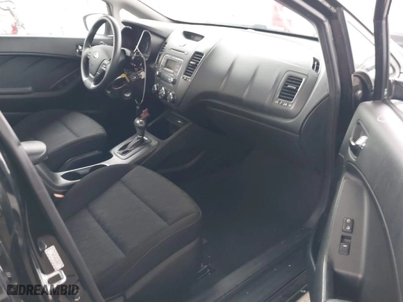 2016 Kia Forte LX with VIN KNAFK4A66G5580833, listed as a IAAI auction lot 42028353 with 109,337 mi miles. Bid and sale history available at carsss.com. Image 5.