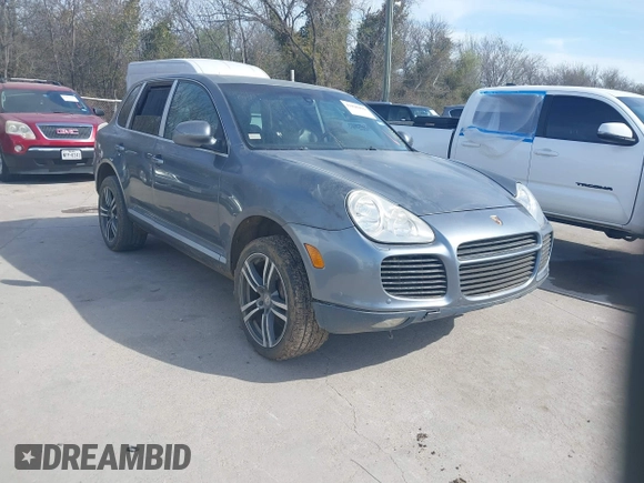 2004 Porsche Cayenne with VIN WP1AA29P44LA21532, listed as a IAAI auction lot 41820496 with 202,160 mi miles. Bid and sale history available at carsss.com. Image 1.