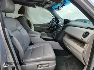2013 Honda Pilot EX-L z VIN 5FNYF3H70DB040607, wystawiony jako Copart lot #61561005 z przebiegiem 200 454 mil mil oraz Czysty tytuł • Clean title. Historia ofert i sprzedaży dostępna na DreamBid. Obrazek 7.