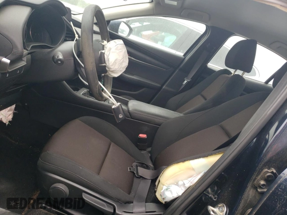2021 Mazda 3 S with VIN JM1BPAAL3M1326099, listed as a Copart auction lot 52400115 with 58,159 mi miles and Salvage Title. Bid and sale history available at DreamBid. Image 7.