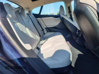 2014 Tesla Model S 60 z VIN 5YJSA1H11EFP39783, wystawiony jako Copart lot #65086315 z przebiegiem 175 480 mil mil oraz Czysty tytuł • Clean title. Historia ofert i sprzedaży dostępna na DreamBid. Obrazek 10.