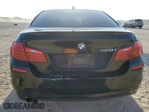 2014 BMW 5 Series 528i z VIN WBA5A5C51ED507400, wystawiony jako Copart lot #53066485 z przebiegiem 152 830 mil mil oraz Szkoda całkowita • Salvage title. Historia ofert i sprzedaży dostępna na DreamBid. Obrazek 6.