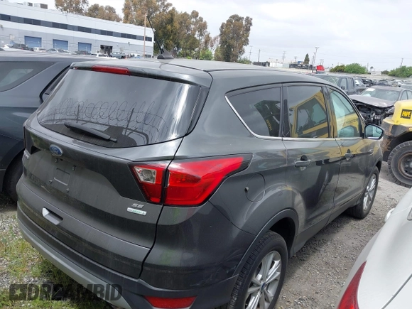 2019 Ford Escape SE with VIN 1FMCU0GD3KUA71923, listed as a IAAI auction lot 41801956 with 25,602 mi miles. Bid and sale history available at carsss.com. Image 4.
